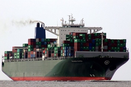 Unser Container Schiff auf dem Weg in die Schweiz